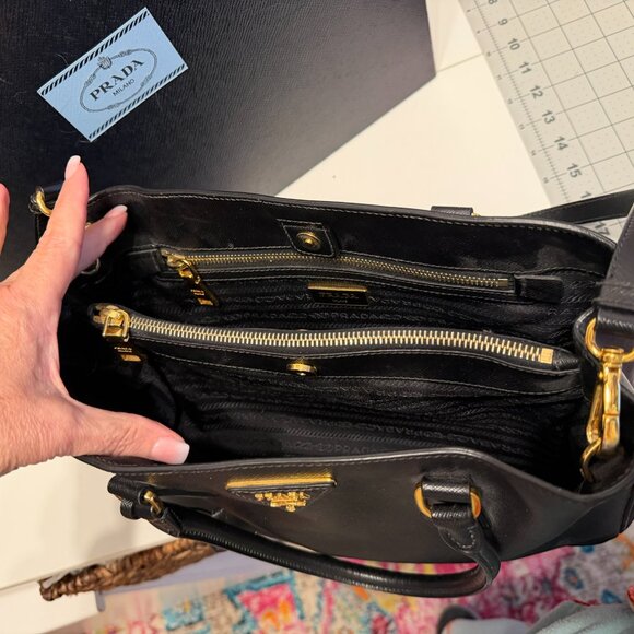 Authentic PRADA “Galleria” (Black) Medium Leather Bag Purse Handbag (GORGEOUS!) - Picture 11 of 16